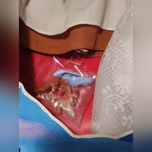 1974 Cinderella and Her Outfits (Only At Sears) Vintage Doll 6 - Picture 2 of 13